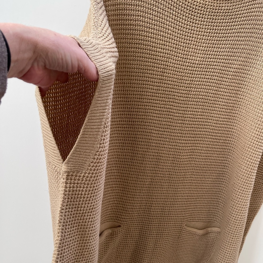 Francesca’s Alya tan poncho sweater NWT - Picture 3 of 8
